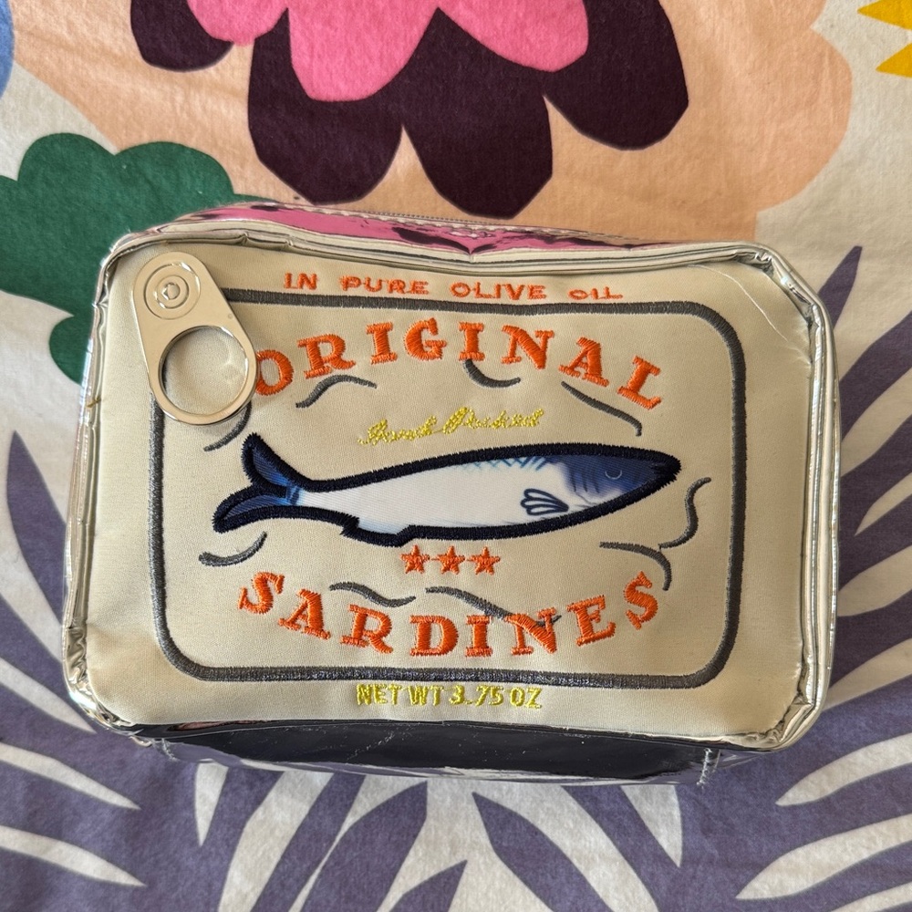 Sardine Can Novelty Clutch